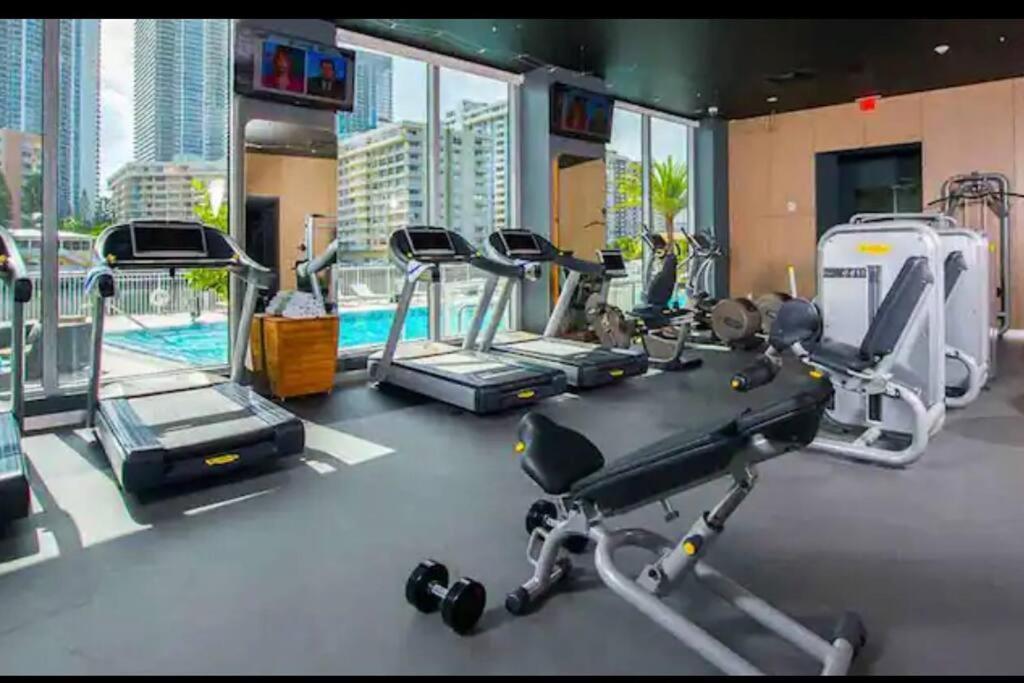 Ocean Views - Pool & Gym - Pet Friendly - Close To Beach ฮาลลันเดลบีช ภายนอก รูปภาพ