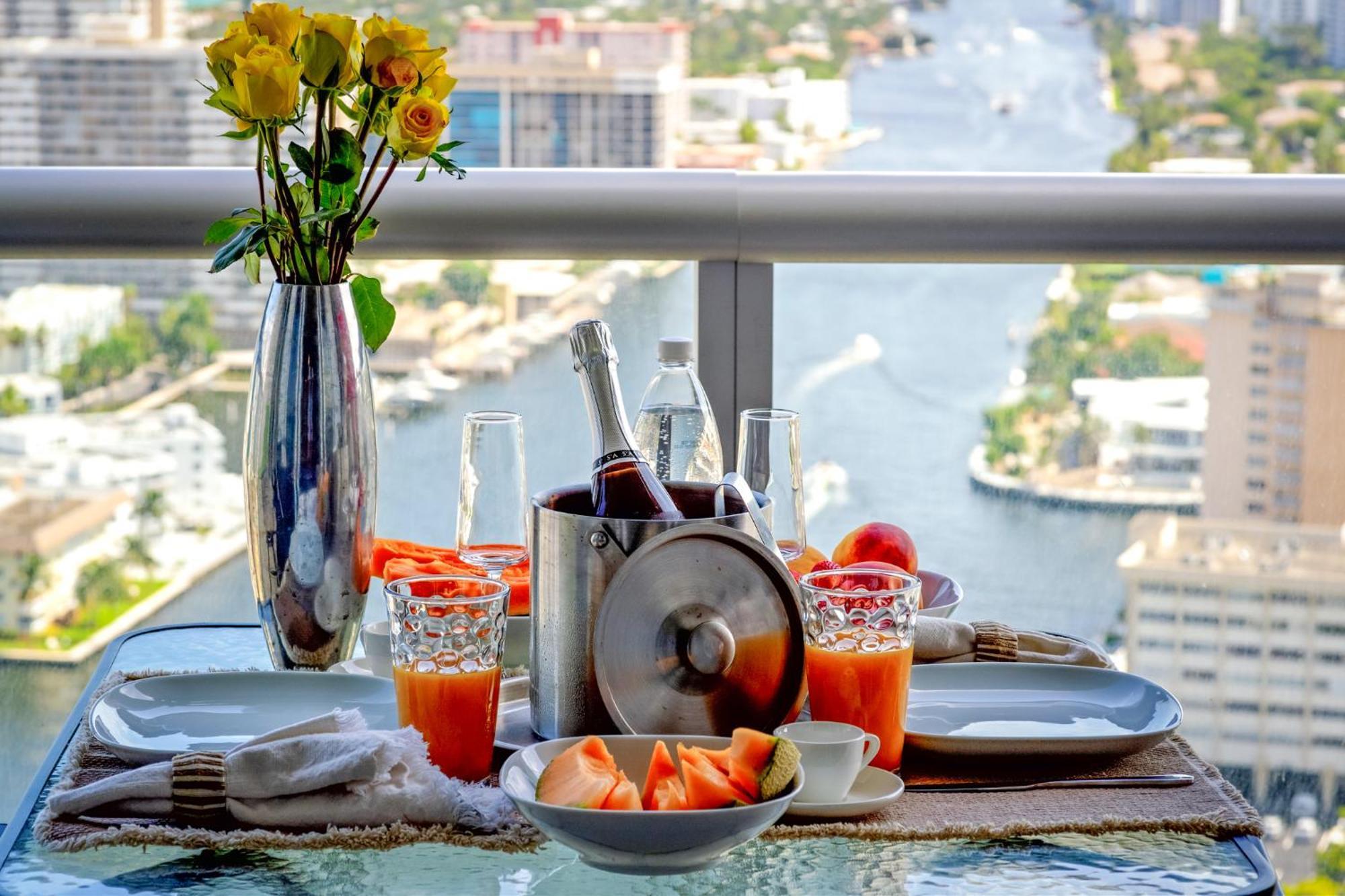Ocean Views - Pool & Gym - Pet Friendly - Close To Beach ฮาลลันเดลบีช ภายนอก รูปภาพ