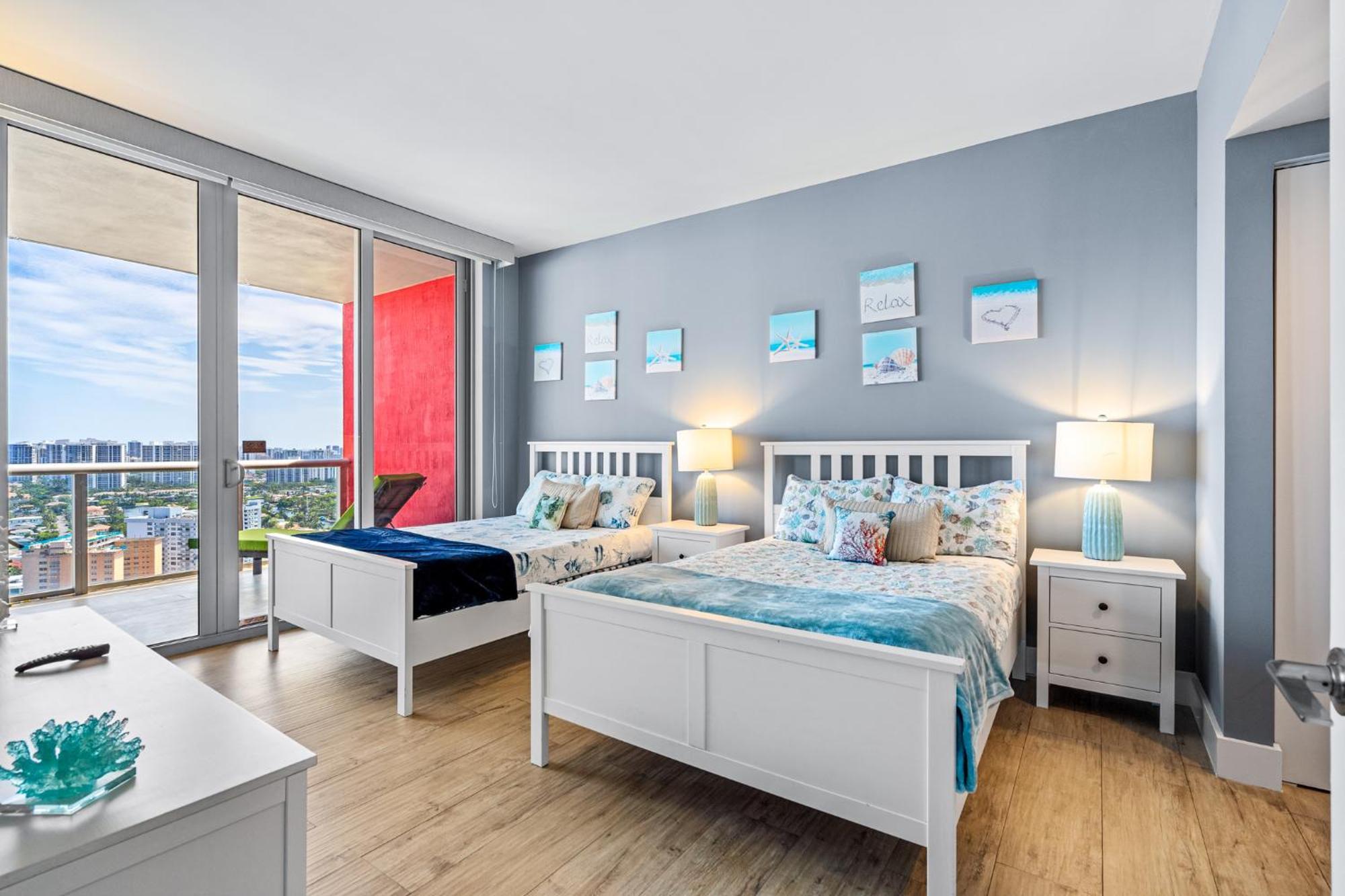 Ocean Views - Pool & Gym - Pet Friendly - Close To Beach ฮาลลันเดลบีช ภายนอก รูปภาพ